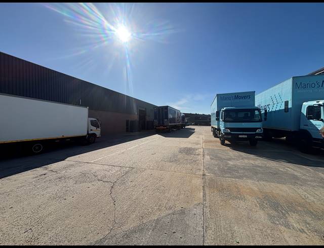 260M² WAREHOUSE TO LET IN PAROW INDUSTRIAL